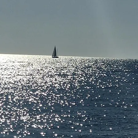 Апартаменты Mar Azul- At The Center, Playa Del Acequion, Sea 200 M